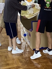 小６②ボール運びリレー